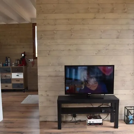 Chalet Domaine Residentiel Naturiste De La Jenny Chalet 6 Pers